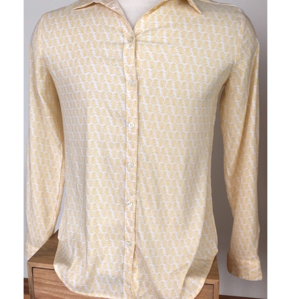Ann Taylor yellow and white blouse. Like new.